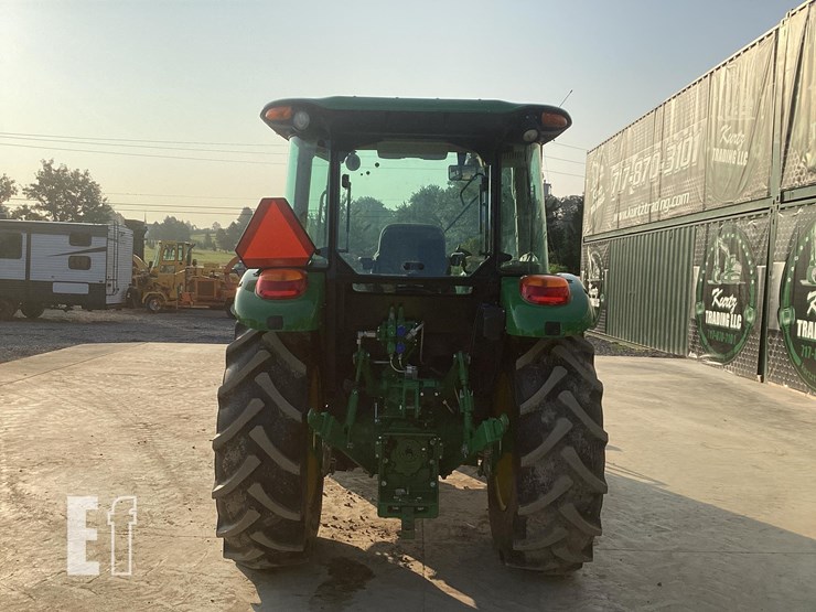 2022-john-deere-5100e-image-3