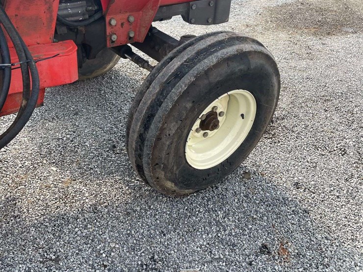 massey-ferguson-390t-image-19