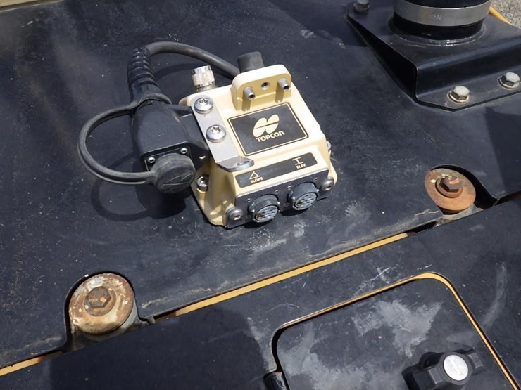 2020-caterpillar-d5-lgp-image-29