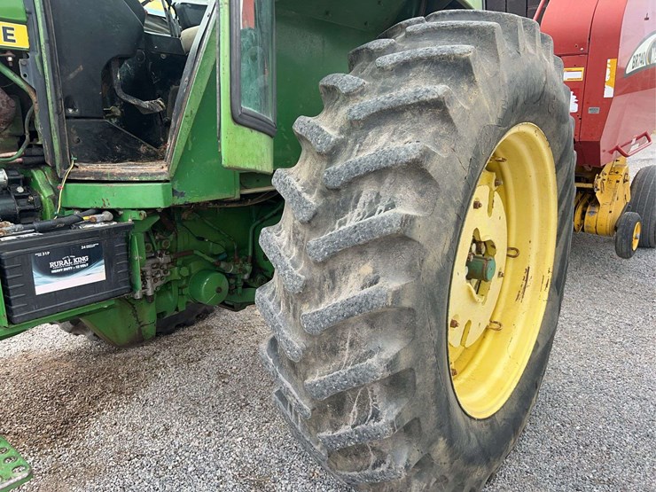 john-deere-4430-image-24