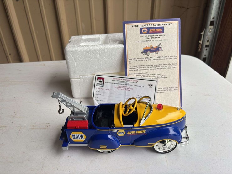 (2)-vermeer-truck-and-napa-pedal-car-toy-nib-image-16