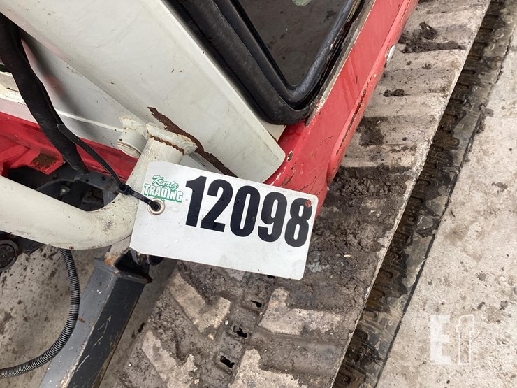 2018-takeuchi-tb240-image-20