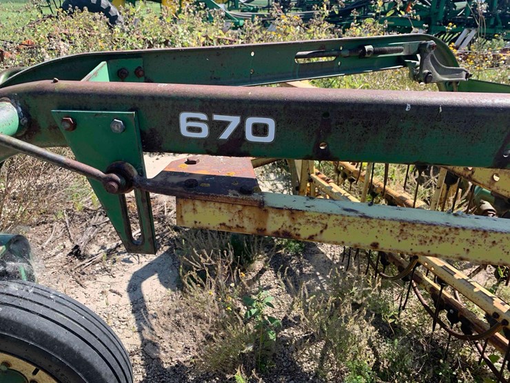 john-deere-670-image-4