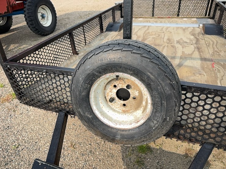 homemade-2-wheel-utility-trailer-w/-ramp,-approximately-6’-x-11’,-**no-title**-image-8