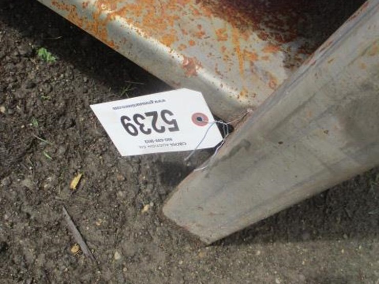 #5239-•-60"-welding-table-image-2