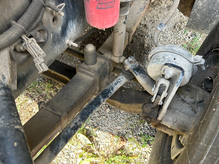 2006-sterling-l8500-image-57
