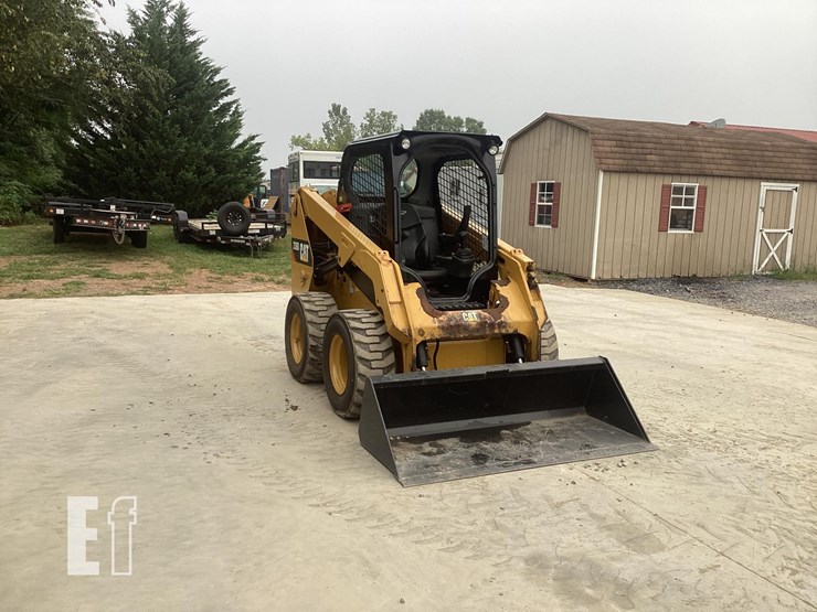 2019-caterpillar-236d-image-6