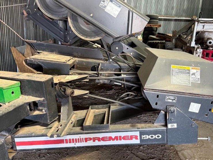2000-premier-1900-image-1