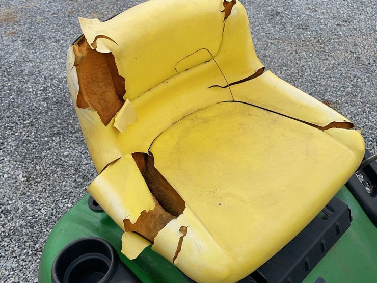 john-deere-l110-image-12