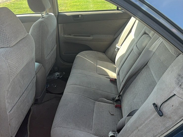 2003-toyota-camry,-unsure-if-runs,-did-not-crank-over,-298,161-miles,-impound-vehicle,-**title**-image-8