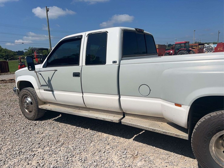 1995-gmc-k3500-image-16
