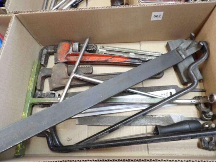 pipe-wrenches,-files-image-2