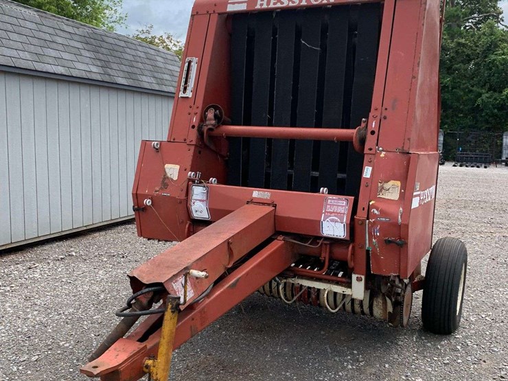 hesston-5540-image-7