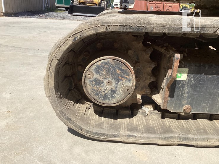 2019-caterpillar-305-image-16