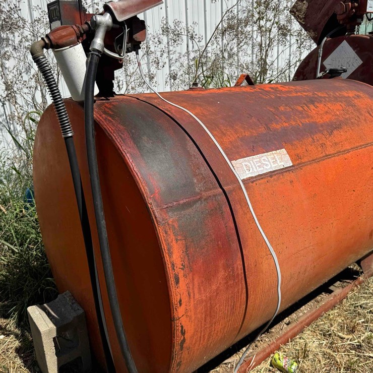 500 Gallon Fuel Tank