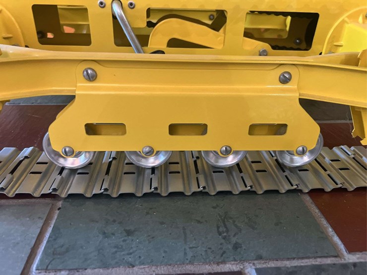 oliver-oc-6-pedal-crawler-magnuson-image-19