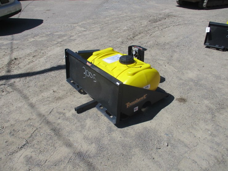 #3005-•-40-gal-tomahawk-sprayer-image-3