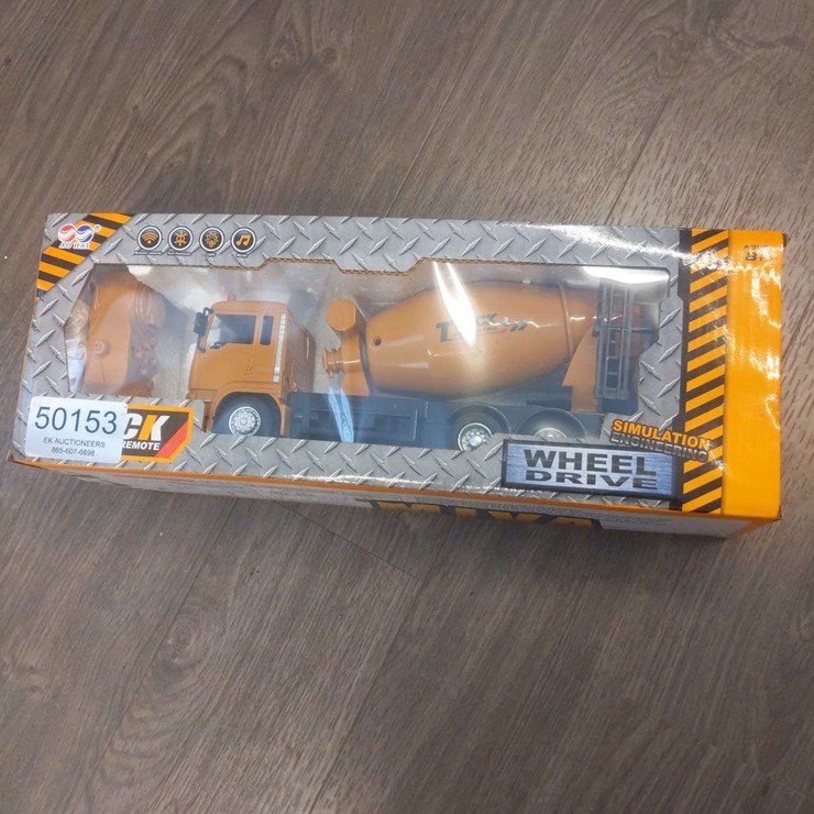UNUSED REMOTE CONTROLLER CONCRETE TRUCK
