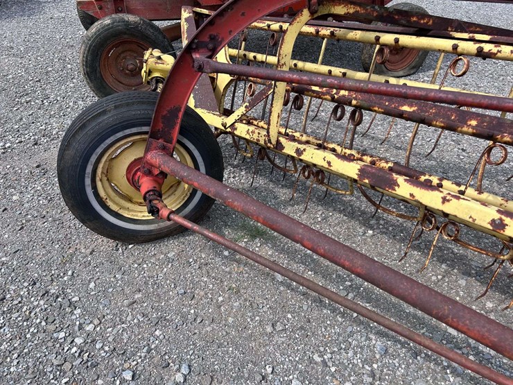 new-holland-256-image-8