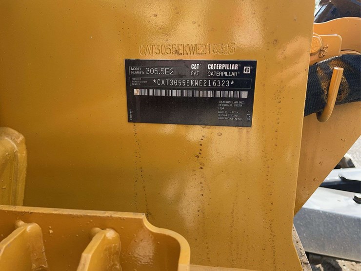 2021-caterpillar-305.5-image-29