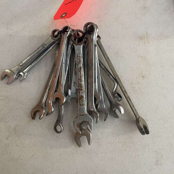 Lot of (20) Wrenches
