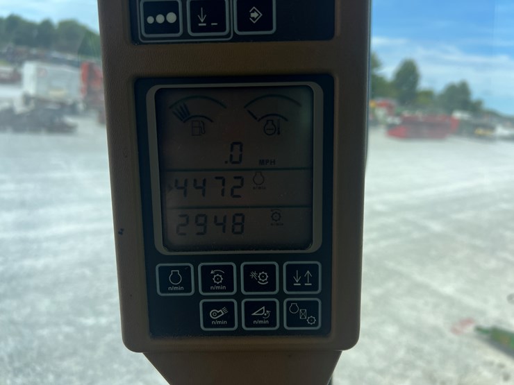 2004-john-deere-9660-sts-image-9