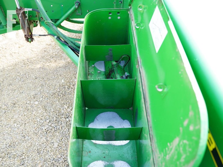 1990-john-deere-328-image-16