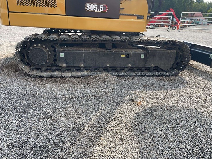 2025-caterpillar-305.5-image-14