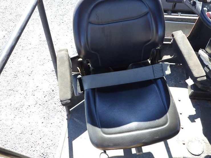 2013-dynapac-cc7200-image-37