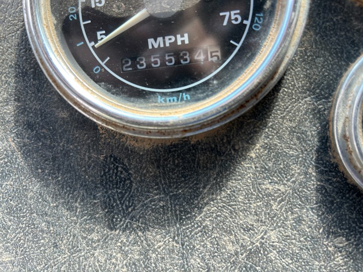 1996-ford-l9000-image-34