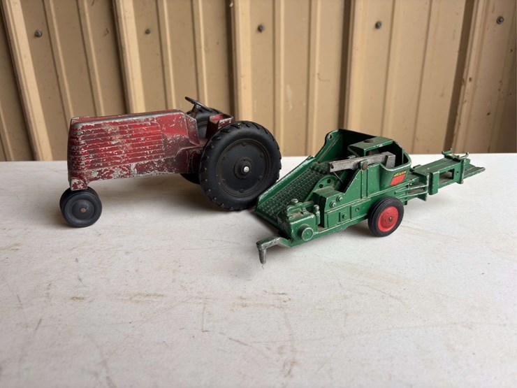 oliver-70-image-1