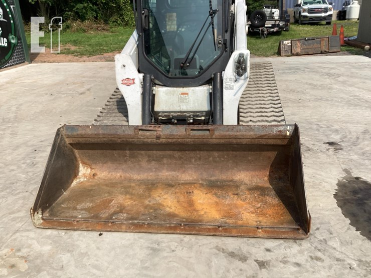 2015-bobcat-t770-image-9