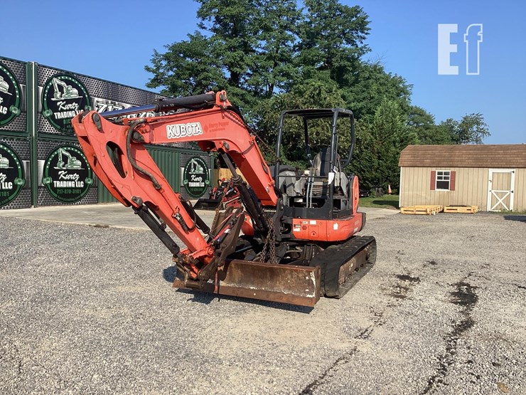 2018-kubota-kx057-4-image-8