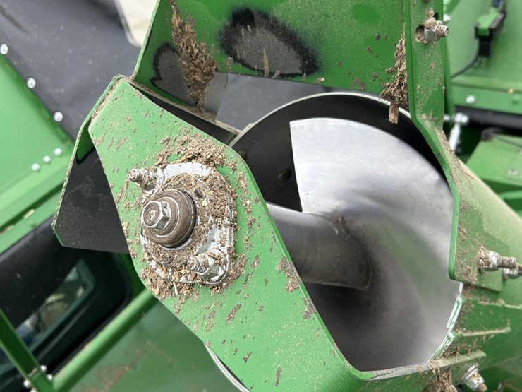 2024-john-deere-s790-image-88