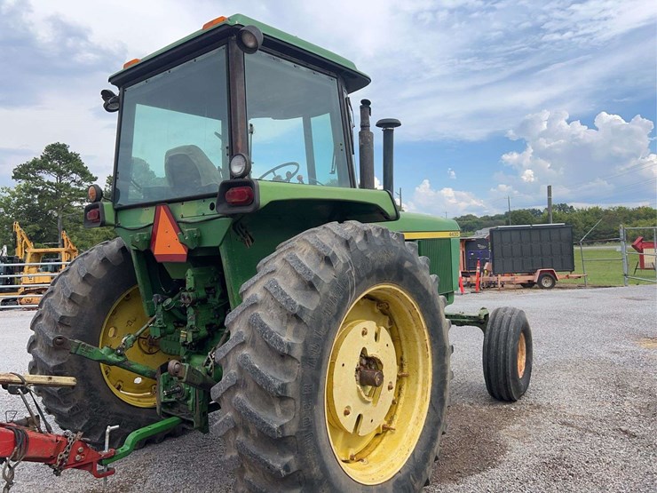 john-deere-4430-image-3