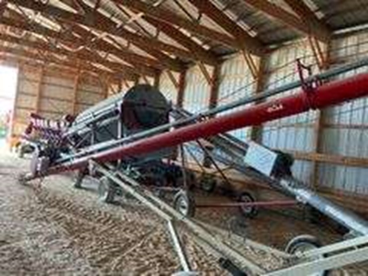 buhler-farm-king-851-image-6