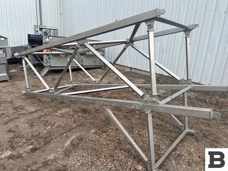 metal-stand---corinne,-ut-image-12