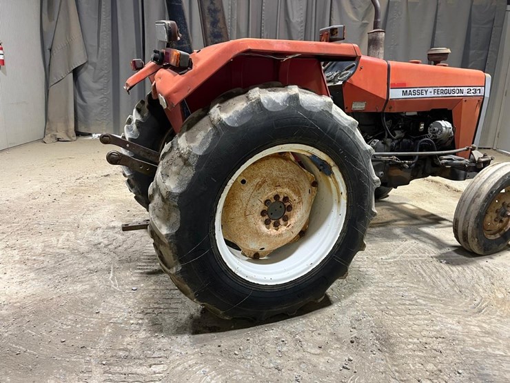 massey-ferguson-231-image-14