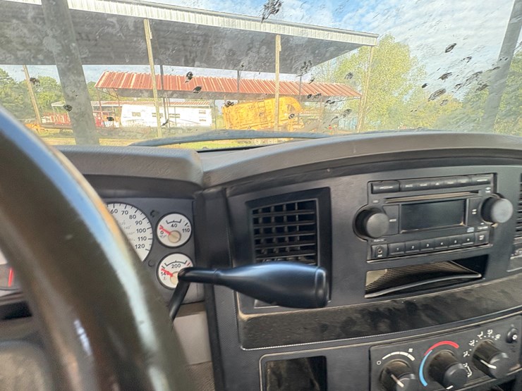 dodge-ram-2500-image-37