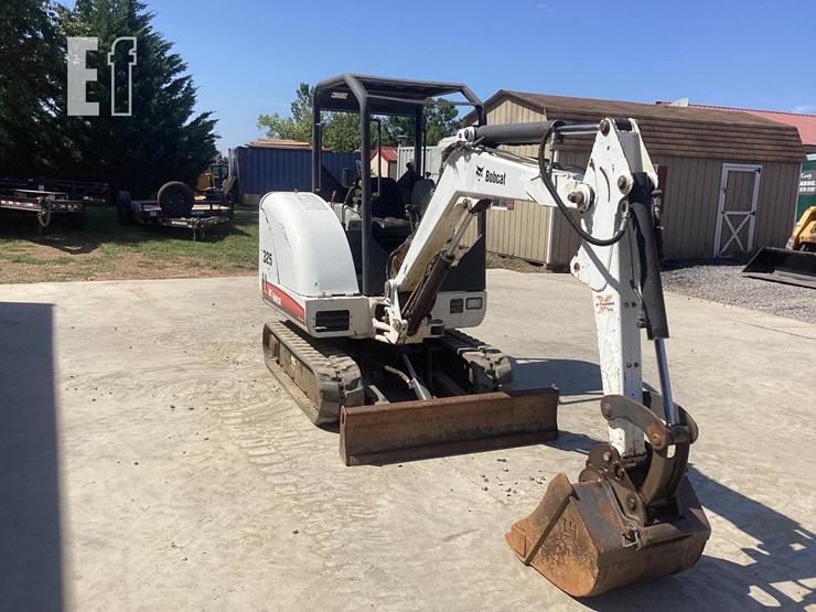2011-bobcat-325g-image-6
