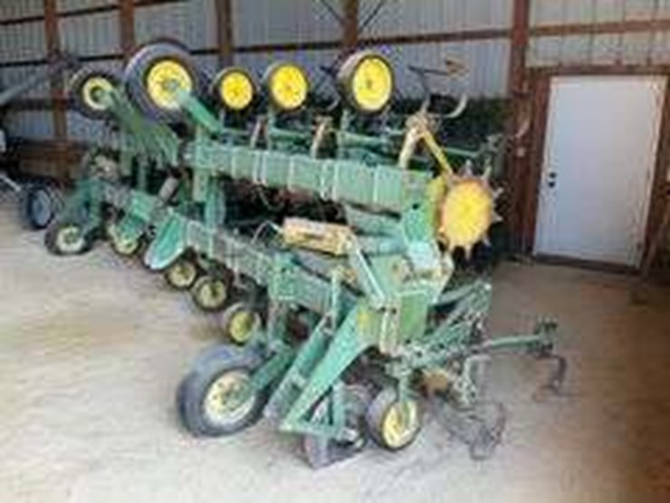 john-deere-85-image-10