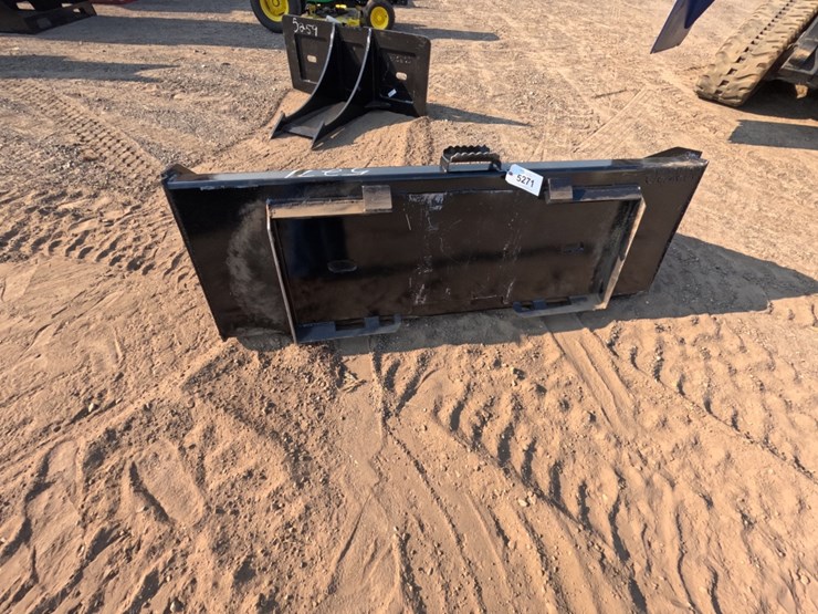 #5271-•-66"-skid-steer-bucket-w/teeth-image-3