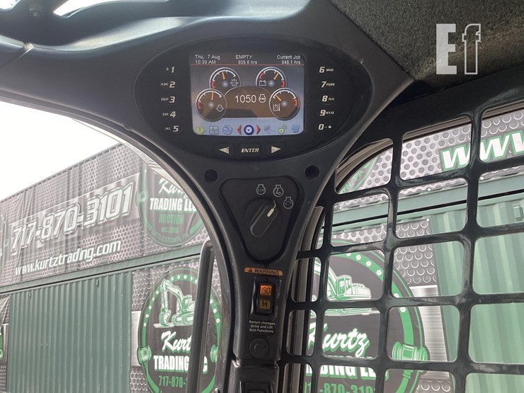2022-bobcat-t770-image-15