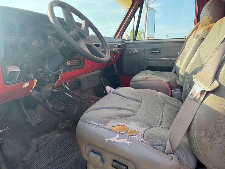 #80-•-#25029-•-inop-1987-gmc-c7-t/a-flat-bed-truck-vin:-1gdj7d1b9hv514155-image-41