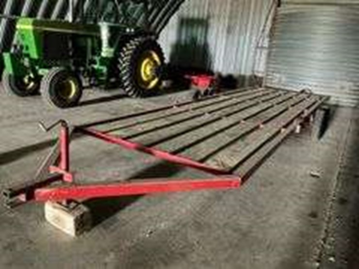 donahue-8’-x-28’-planter-trailer-image-1