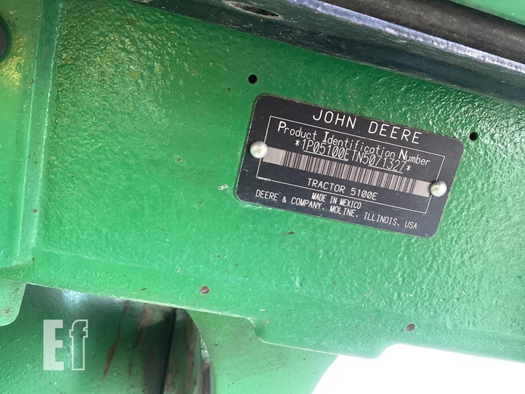 2022-john-deere-5100e-image-21