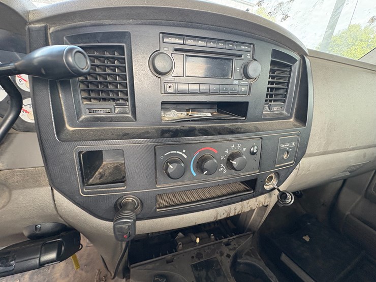 dodge-ram-2500-image-35