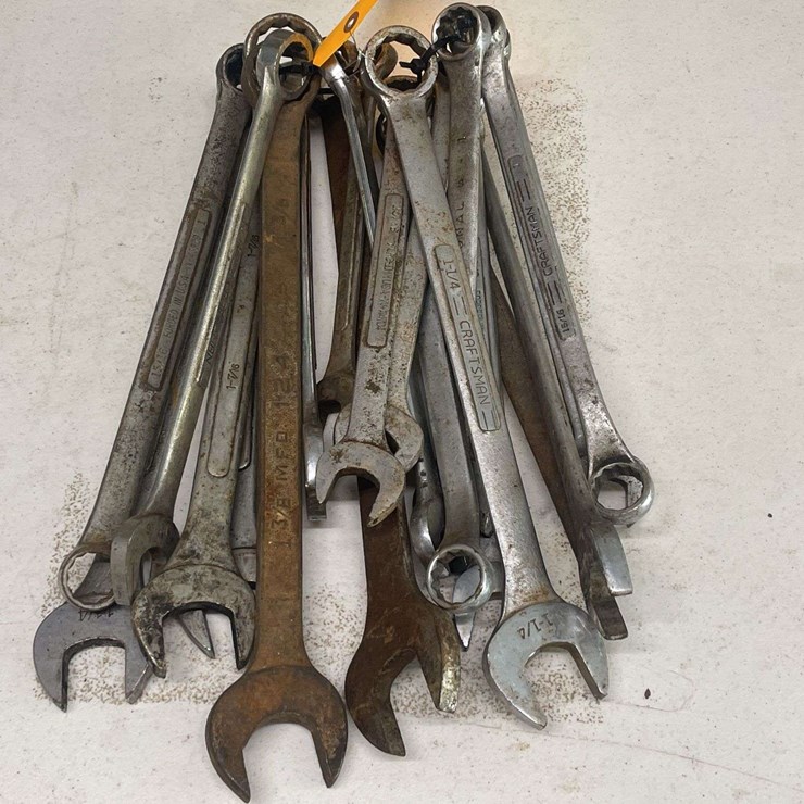 Lot of (20) Wrenches