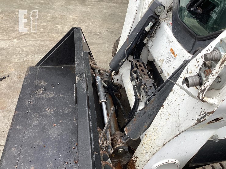 2020-bobcat-t870-image-10