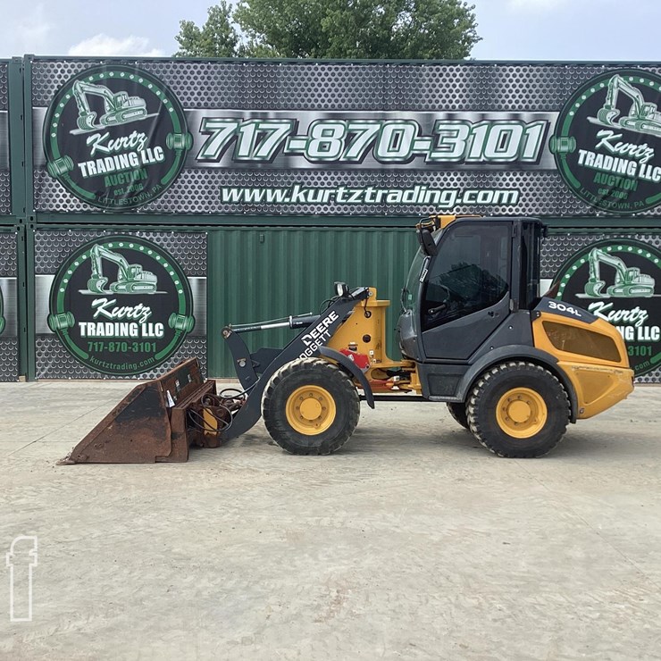 2021 DEERE 304L